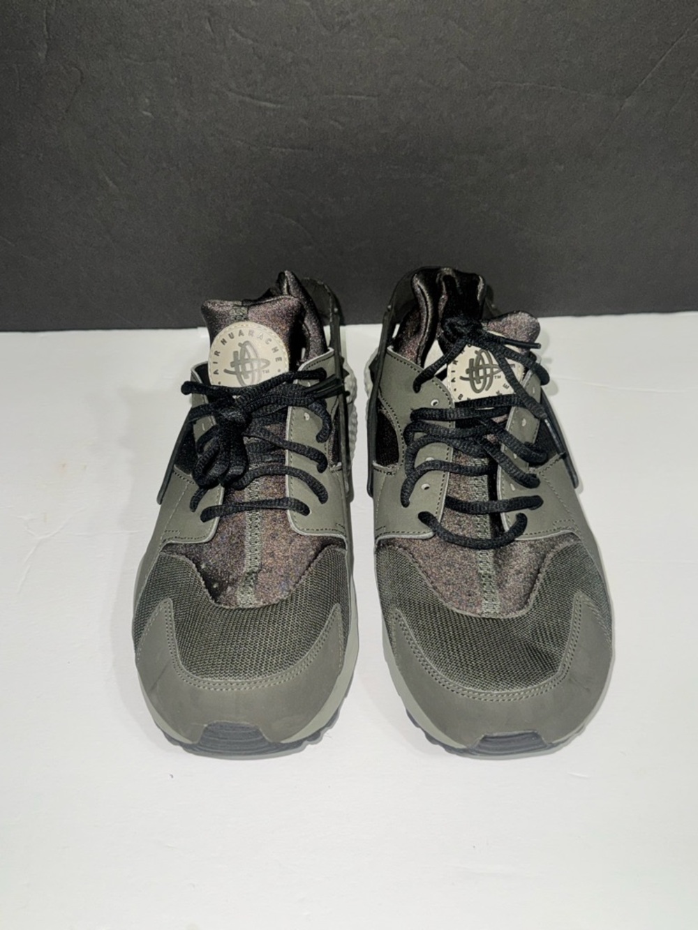 Nike Huarache I Men’s I Sneakers I Black & Olive Green Trainers